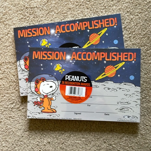 Peanuts “Mission Accomplished” Recognition Awards - 2 Packs - Picture 1 of 3